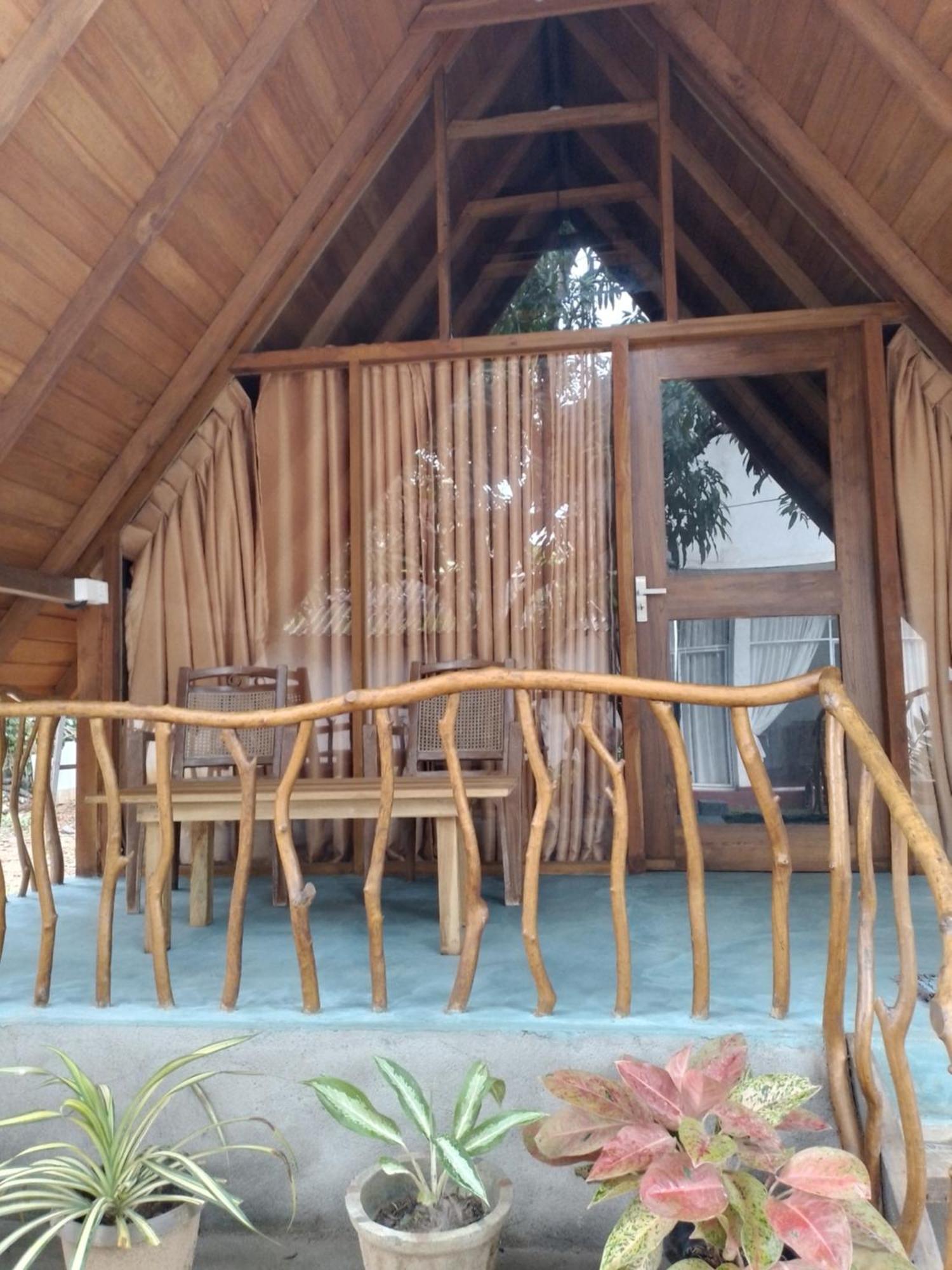 Habarana New Star Homestay Buitenkant foto