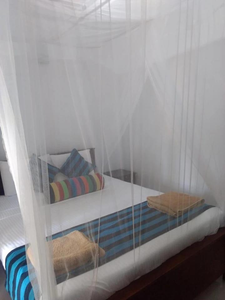 Habarana New Star Homestay Kamer foto