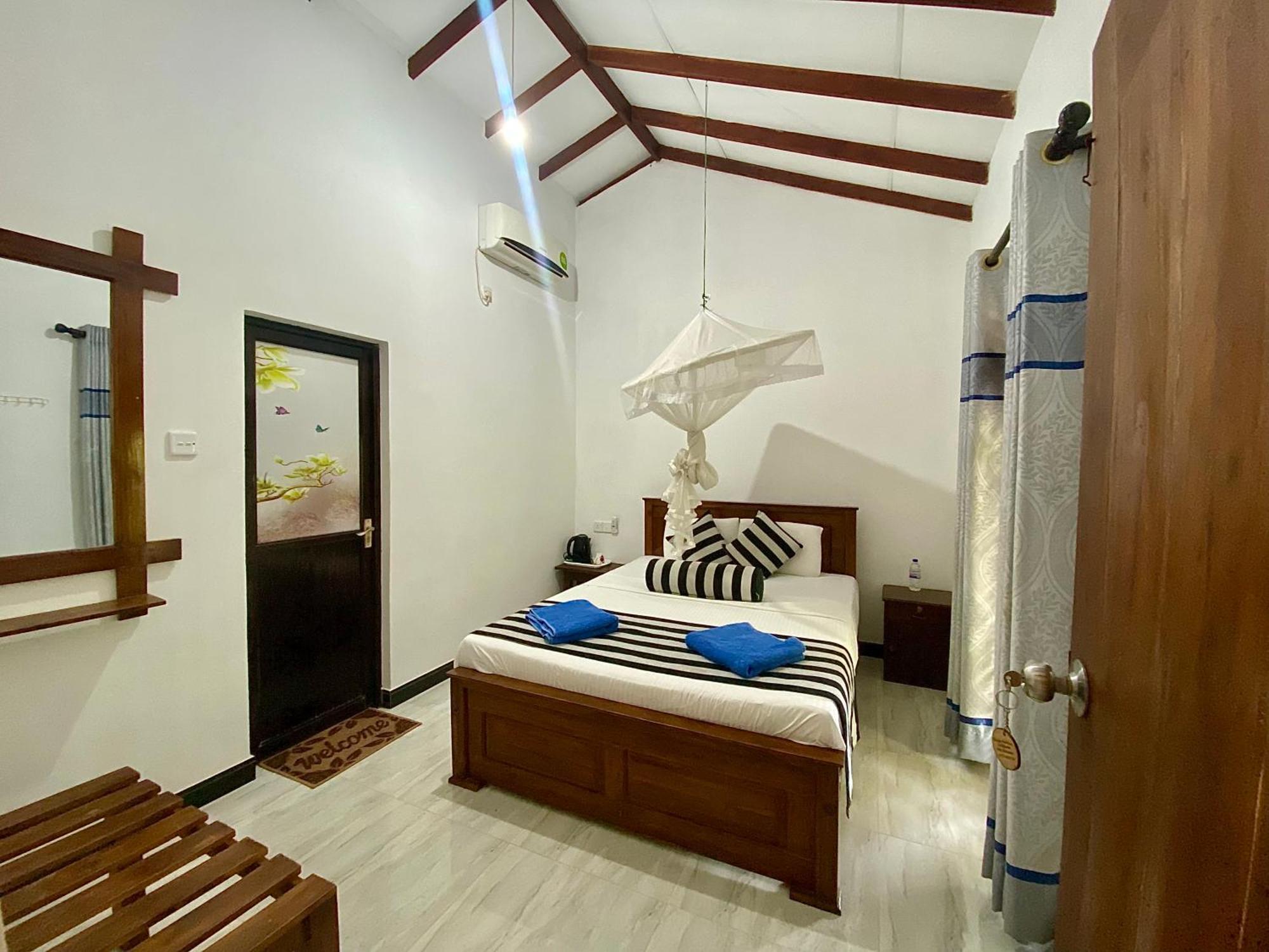 Habarana New Star Homestay Buitenkant foto