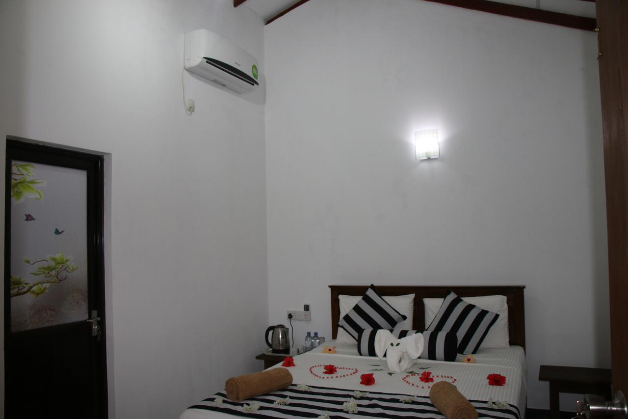 Habarana New Star Homestay Buitenkant foto