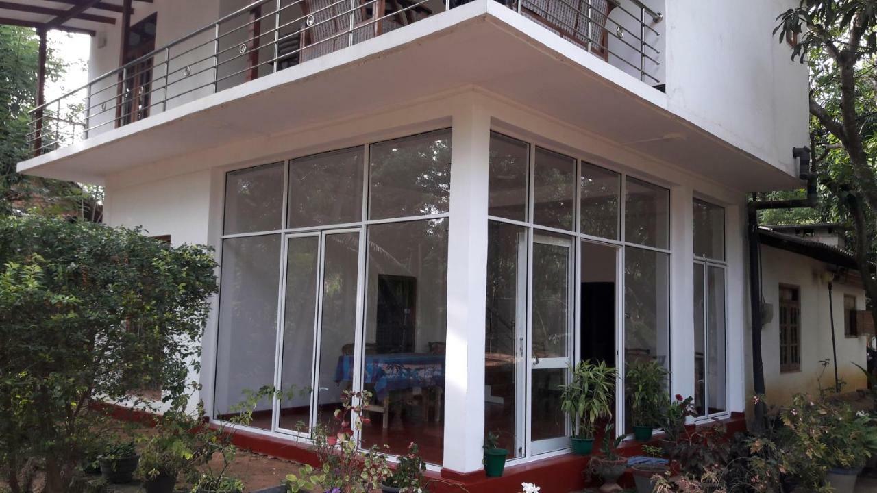 Habarana New Star Homestay Buitenkant foto
